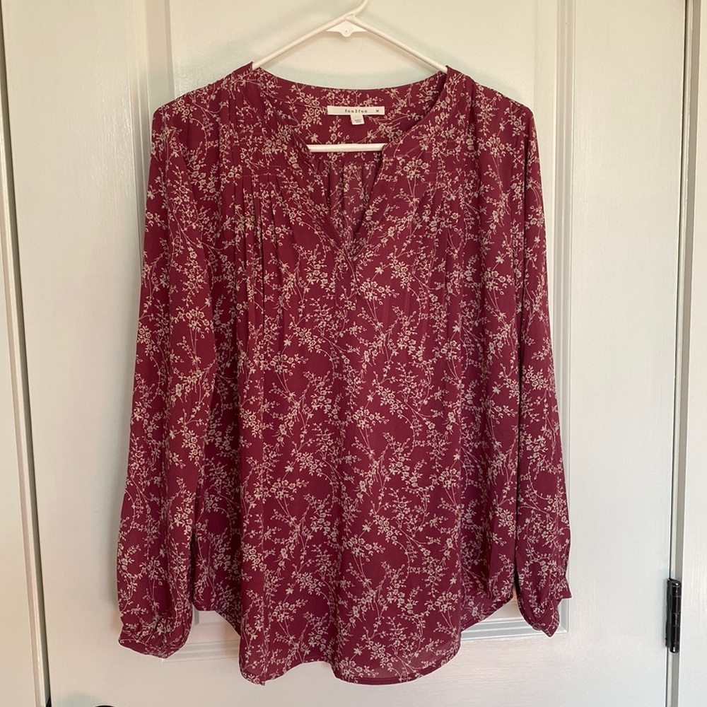 Fun 2 Fun pullover blouse Size M Medium